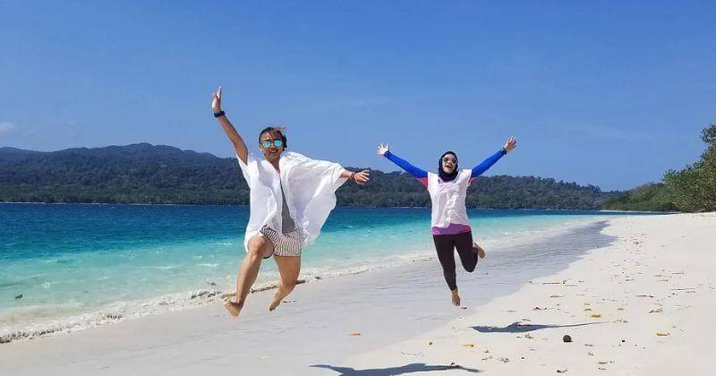 Tiket.com/Pulaupeucang